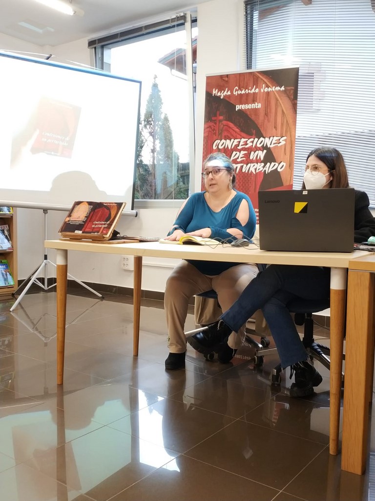 Biblioteca Elena Soriano